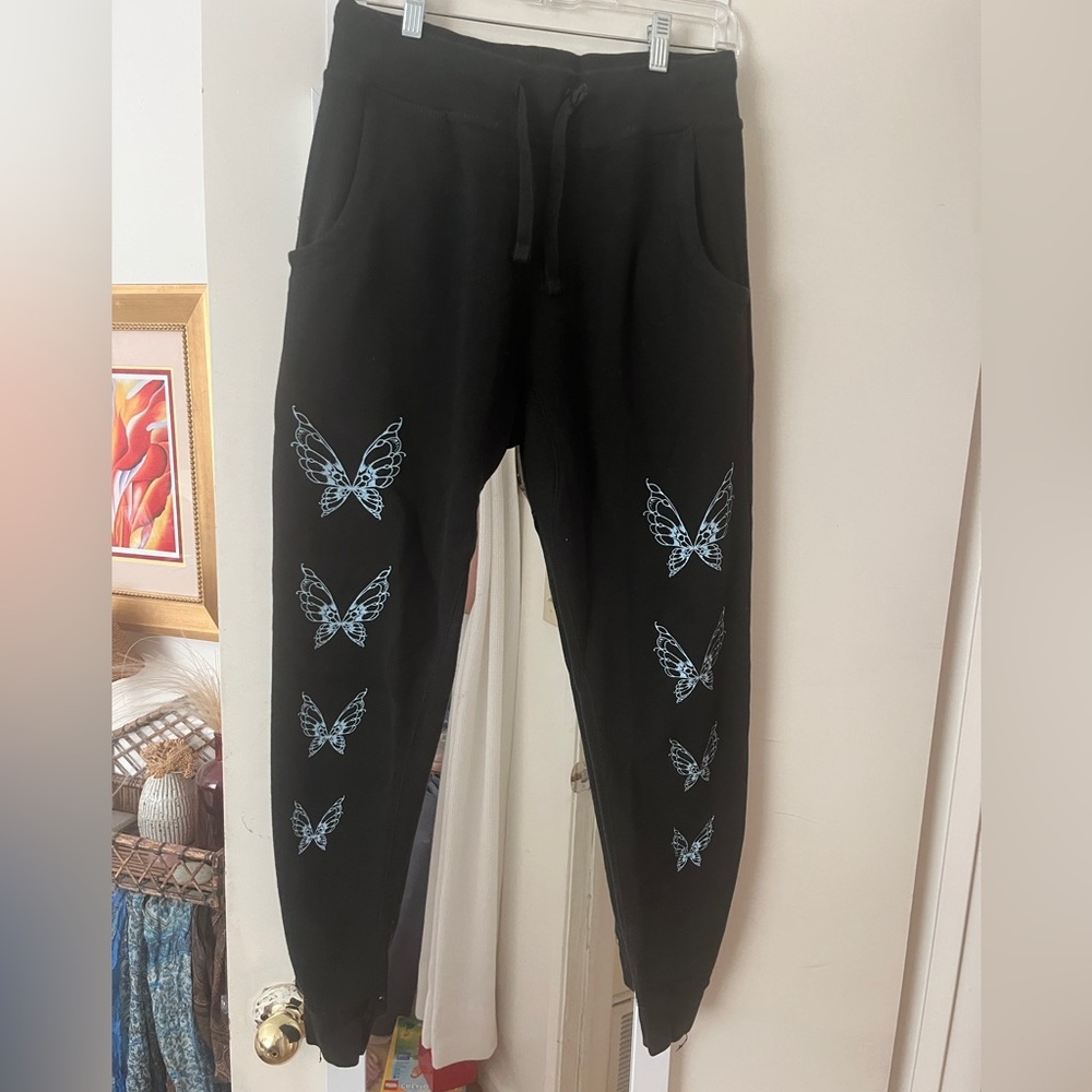 Olivia Rodrigo butterfly sweatpants from SOUR era